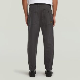 Chino plisat, relaxat, conic