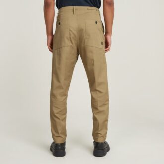 Chino plisat, relaxat, conic