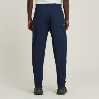 Chino plisat, relaxat, conic
