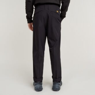 Chino tehnic plisat, relaxat