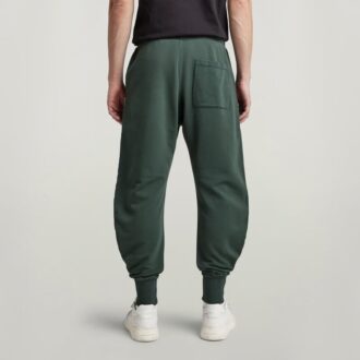 Pantaloni de trening supradimensionați vopsiți în haine