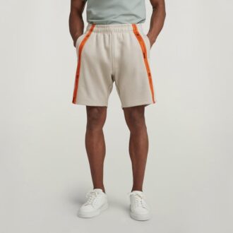 Pantaloni scurți de trening cu bandă adezivă