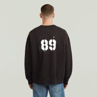 Pulover larg cu imprimeu grafic 89 pulverizat