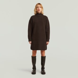 Rochie tricotată lejeră cu împletituri