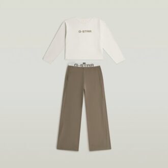 Set de pijamale cu tricou și pantaloni