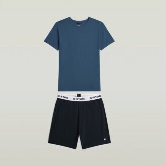 Set de pijamale cu tricou și pantaloni scurți