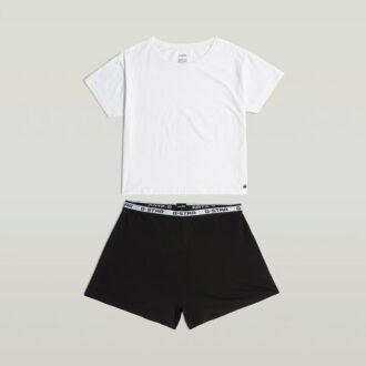 Set de pijamale cu tricou și pantaloni scurți