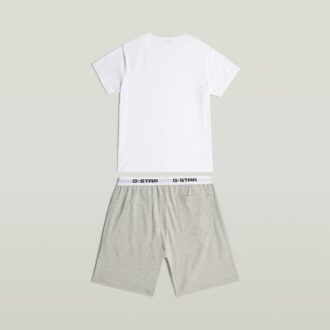 Set de pijamale cu tricou și pantaloni scurți
