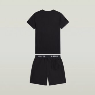 Set de pijamale cu tricou și pantaloni scurți